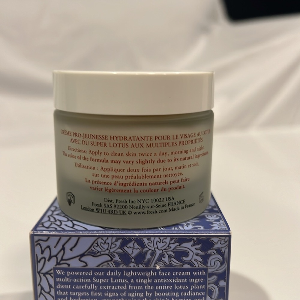 FRESH lotus moisturizer - Picture 4 of 4